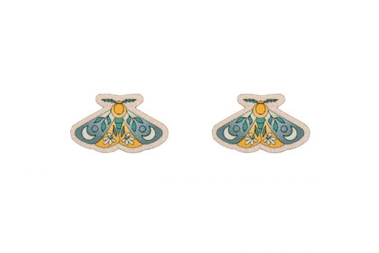 Fa fülbevaló Moth Earrings