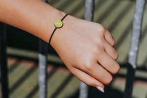 String karkötő Tennis Ball Wooden Bracelet