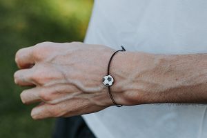 String karkötő Football Black Bracelet